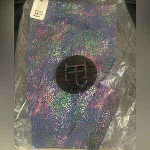 New in Bag EPNY Blue Starburst 20” Print Shorts!